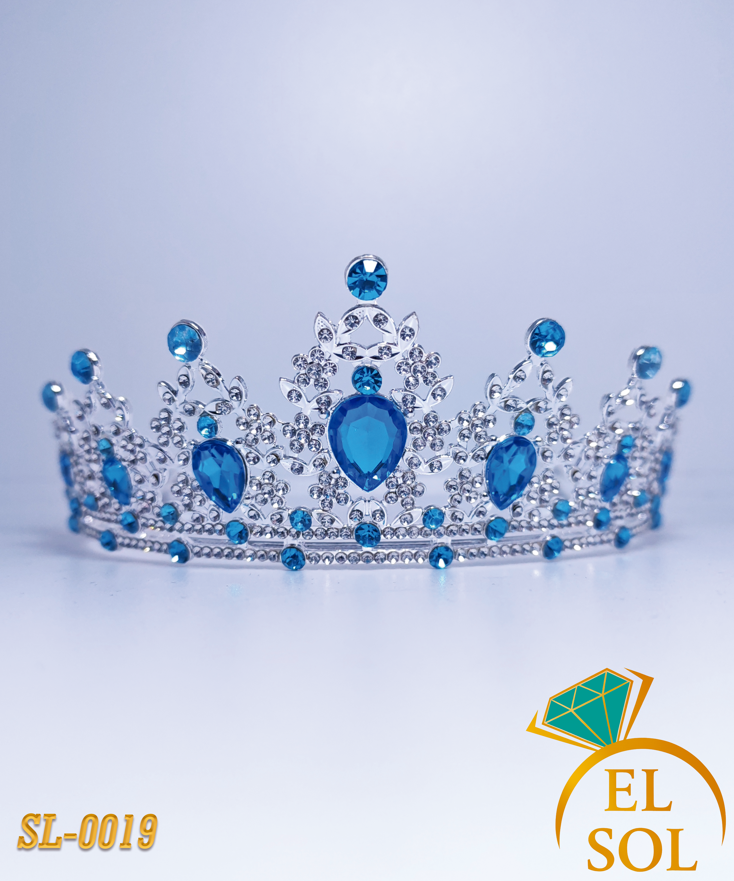 Corona Real Aqua
