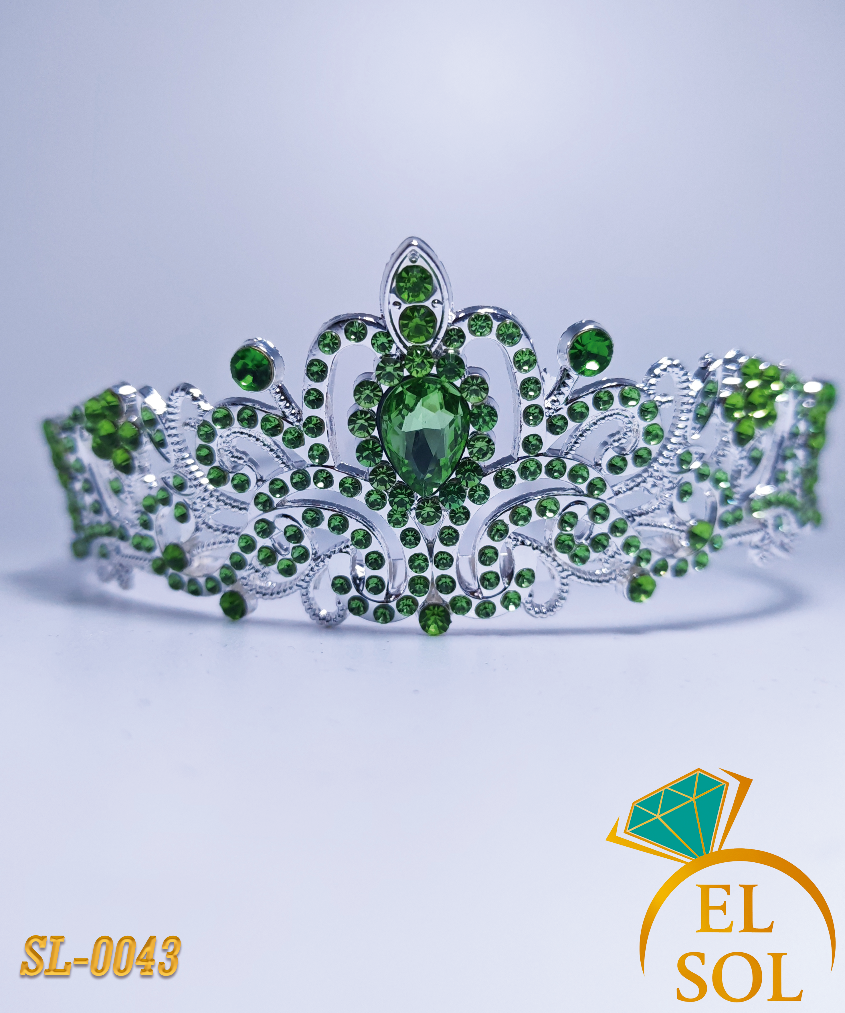 Corona Plateada Esmeralda Elegante