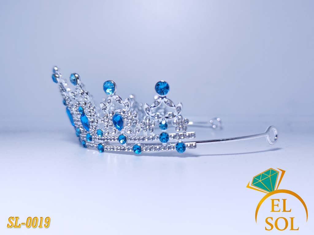 Corona Real Aqua