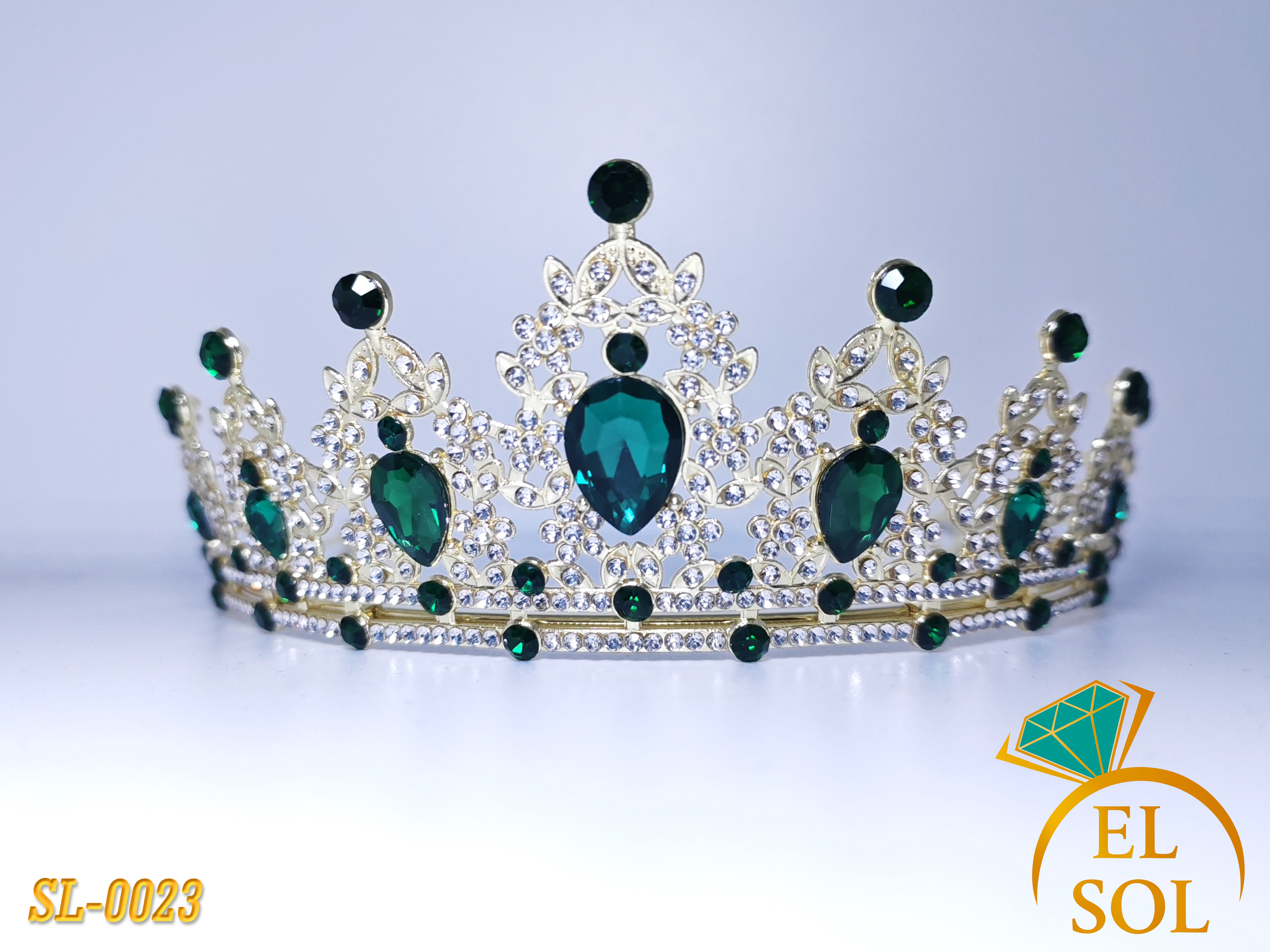 Corona piedras lágrima verde esmeralda