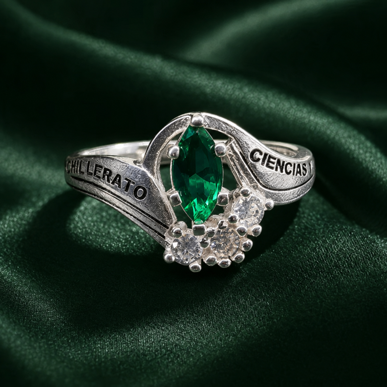 Anillo de Graduación Ciencias y Letras CL04
