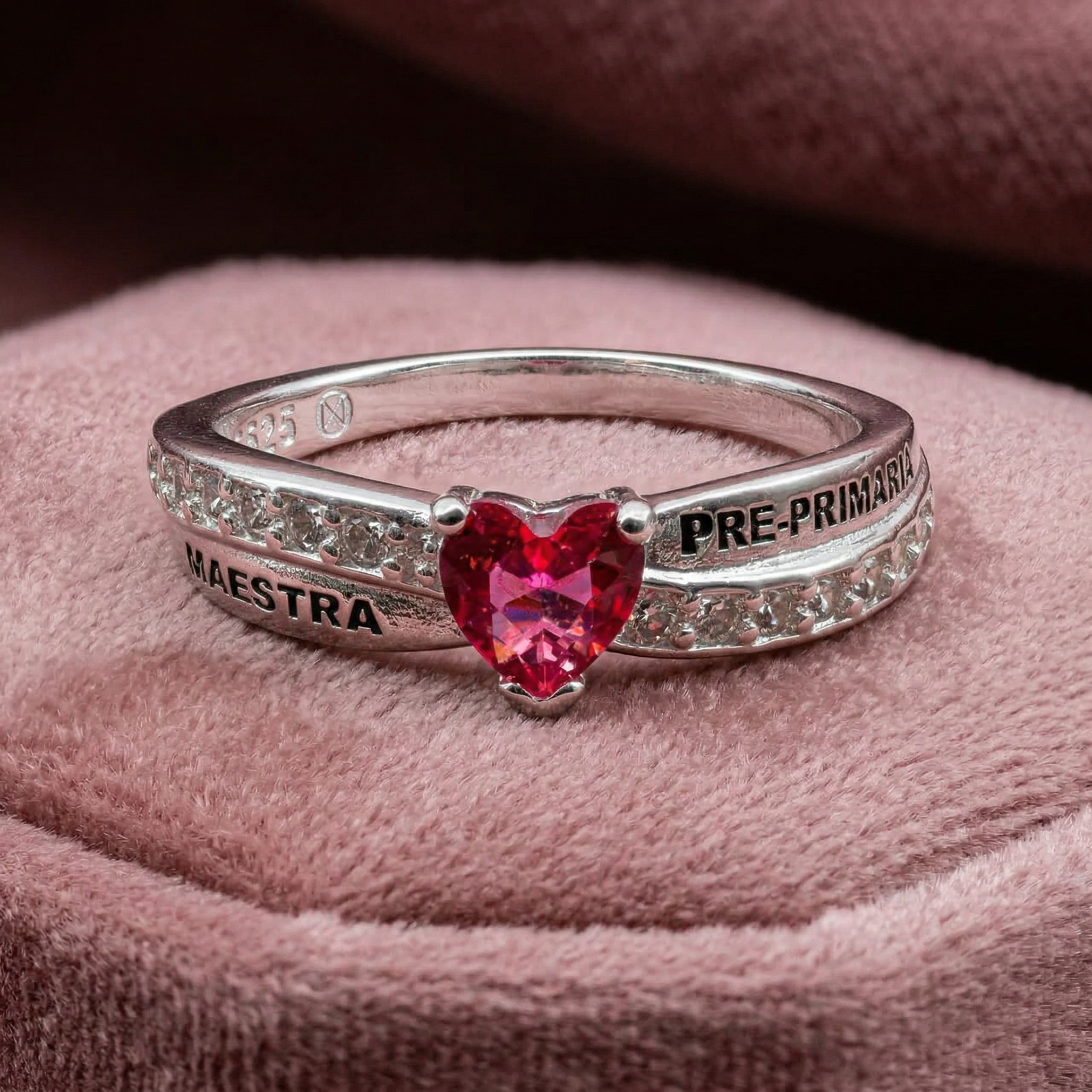 Anillo Maestra Preprimaria DP04