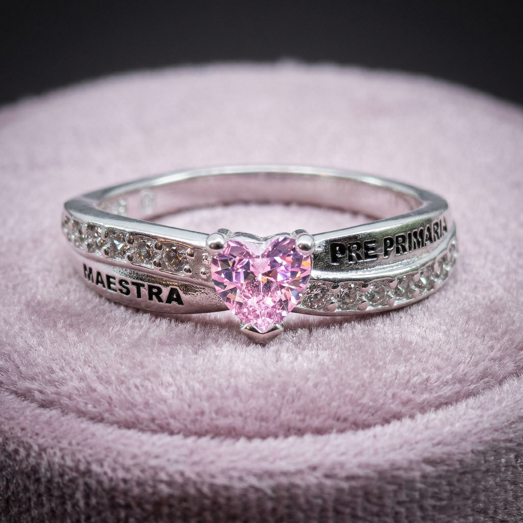 Anillo Maestra Preprimaria DP04