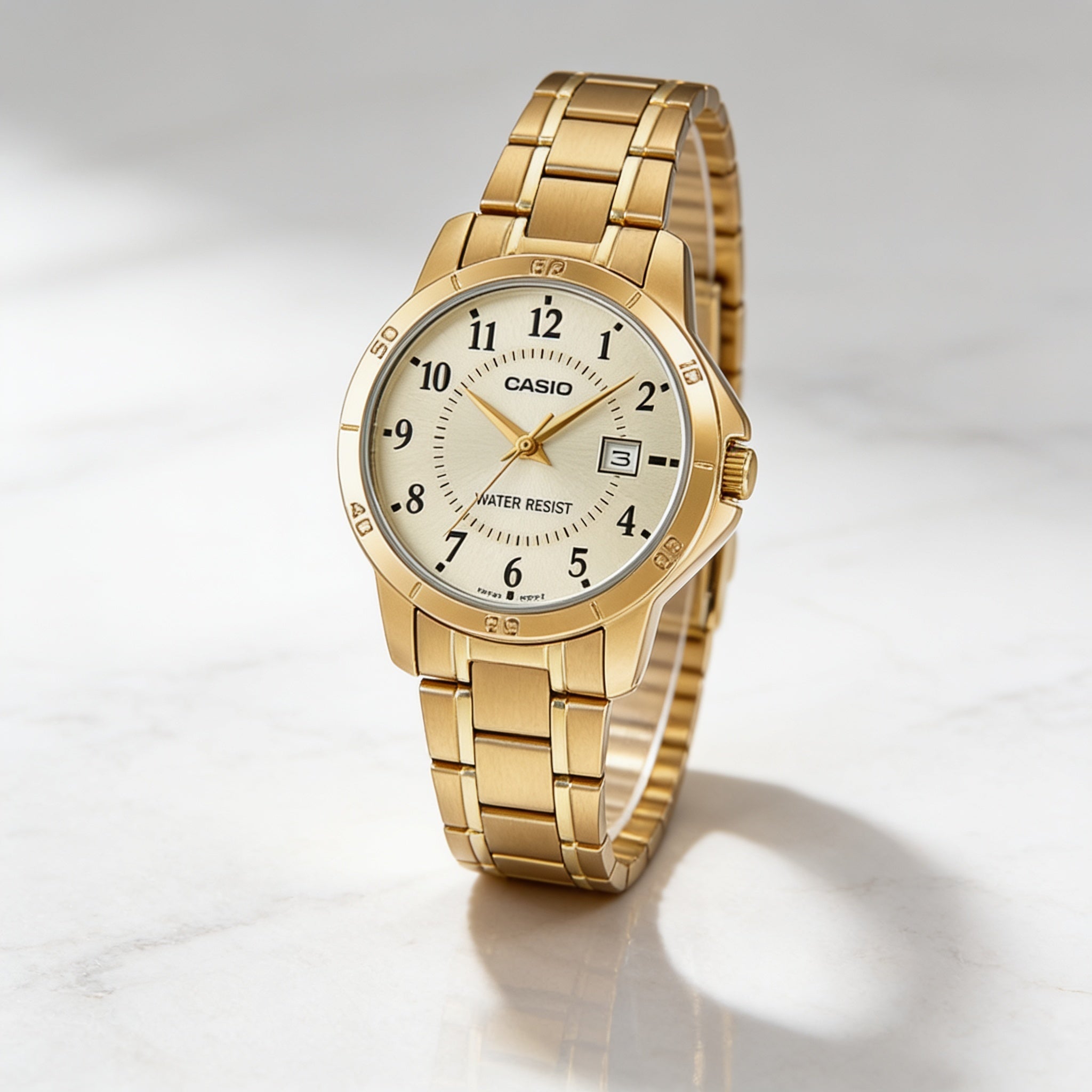 Reloj Casio LTP-V004G-9B Analógico Dorado Esfera Champaña – Dama