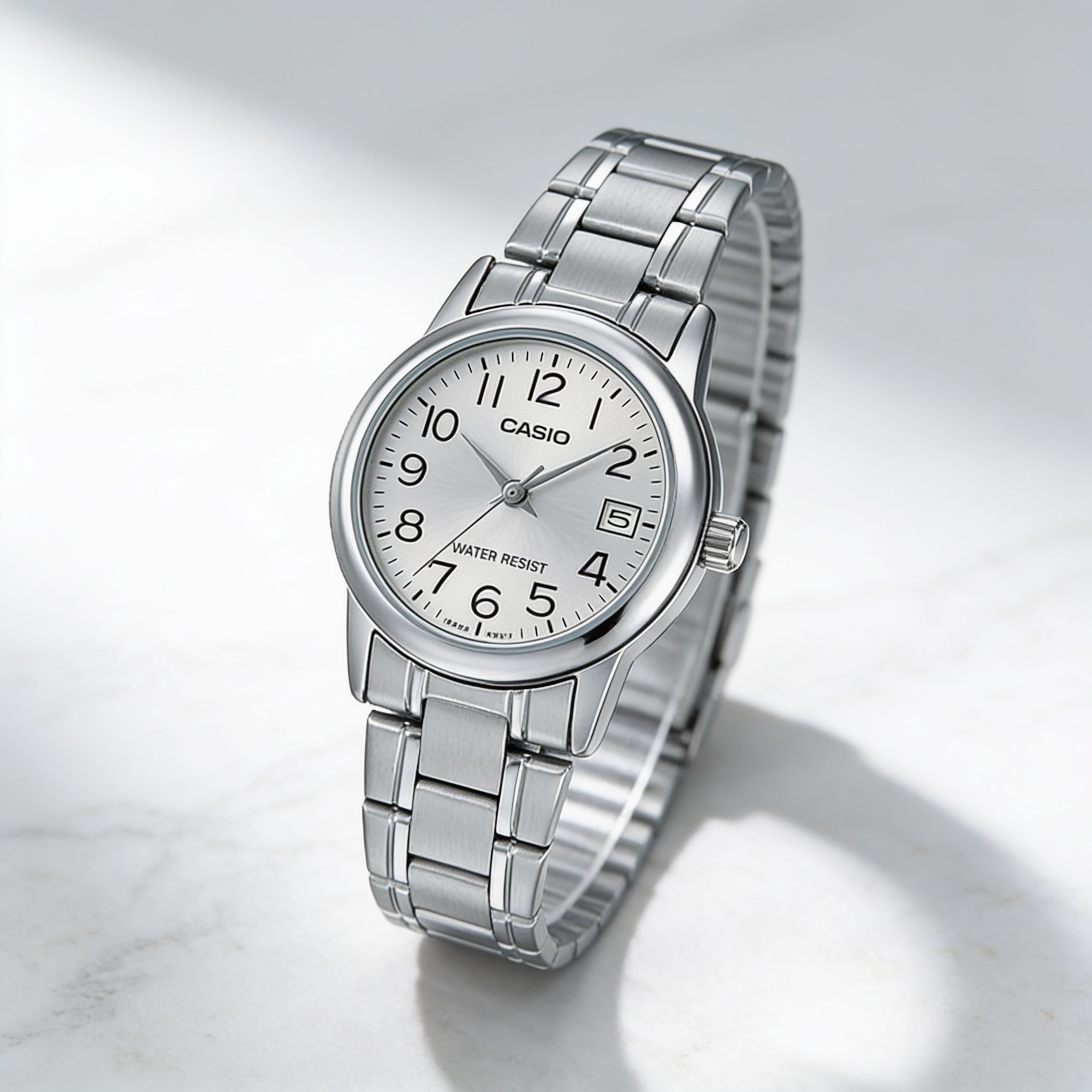 Reloj Casio LTP-V002D-7B Analógico Plateado Esfera Blanca – Dama