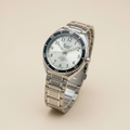 Reloj para Caballero RQ'2676B IPS – Plateado con Bisel Negro
