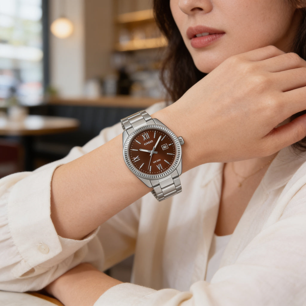 Reloj Casio LTP-1302DD-5AV Analógico Plateado Esfera Marrón – Dama