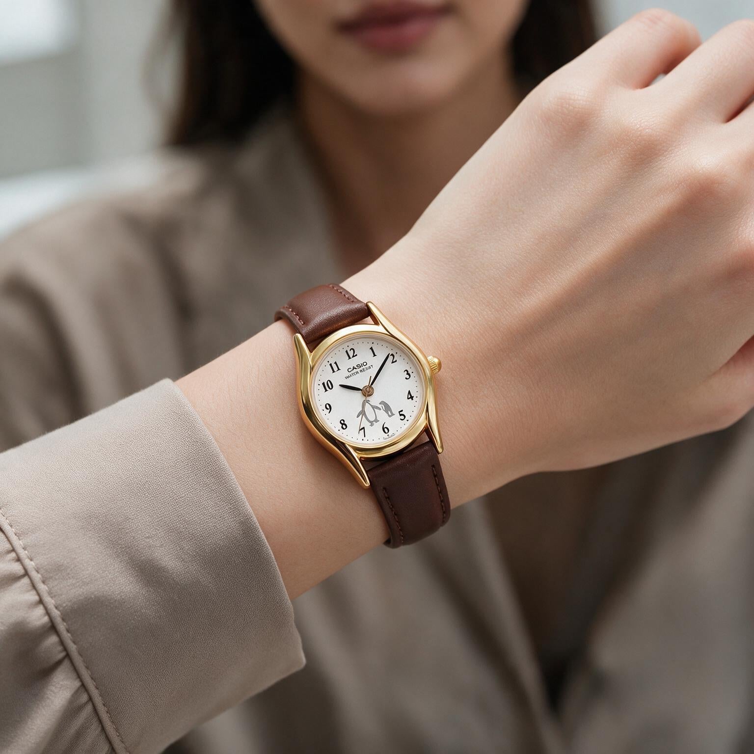 Reloj Casio LTP-1094Q-7B6R Analógico Dorado con Correa de Cuero – Dama