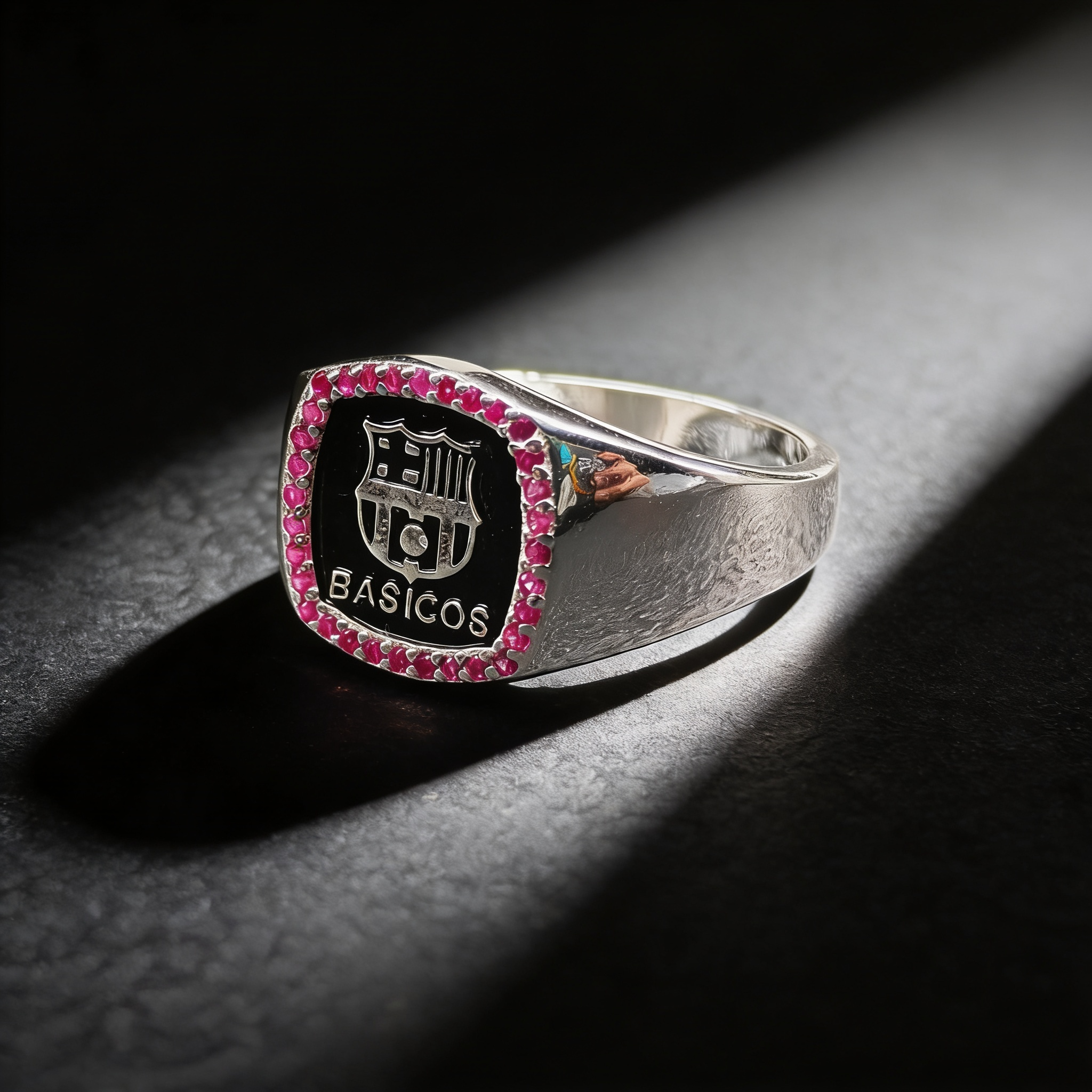 GR-3B-07 - Anillo rectangular 'Basicos' con escudo