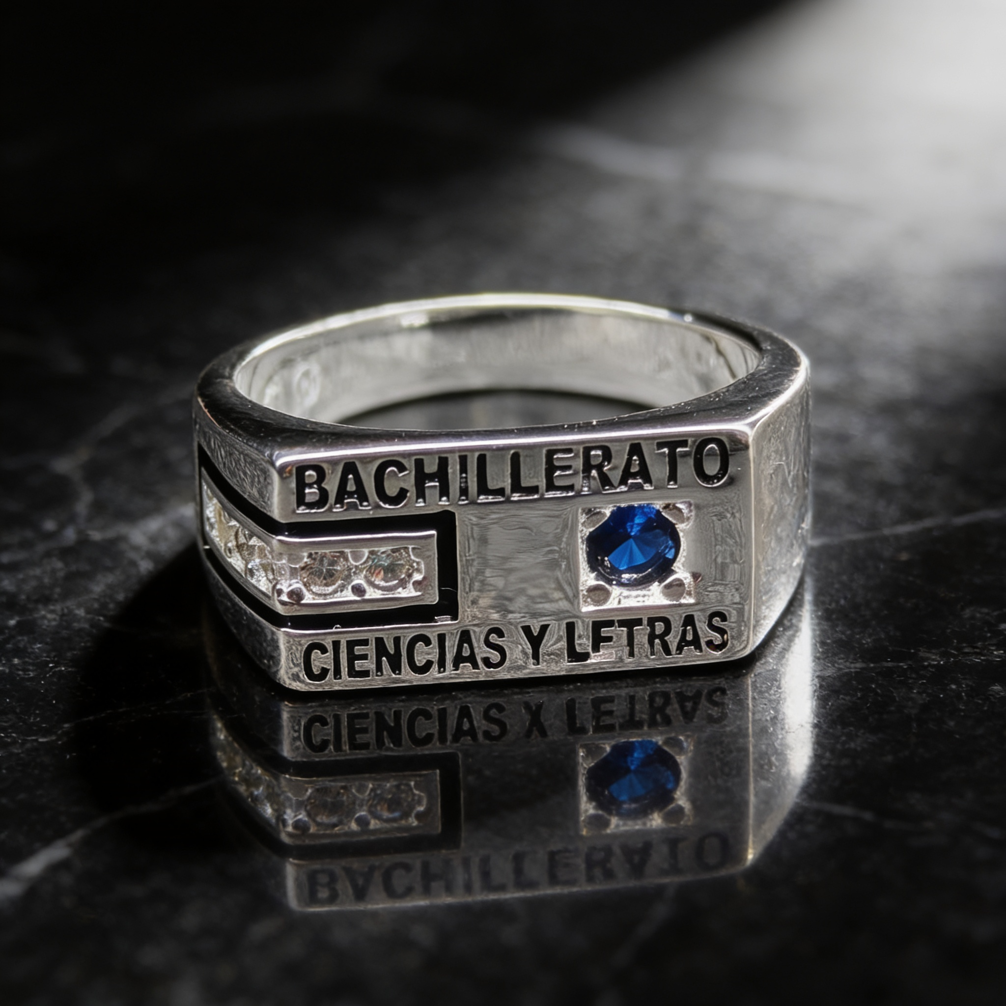 Anillo de Graduación Ciencias y Letras CL06