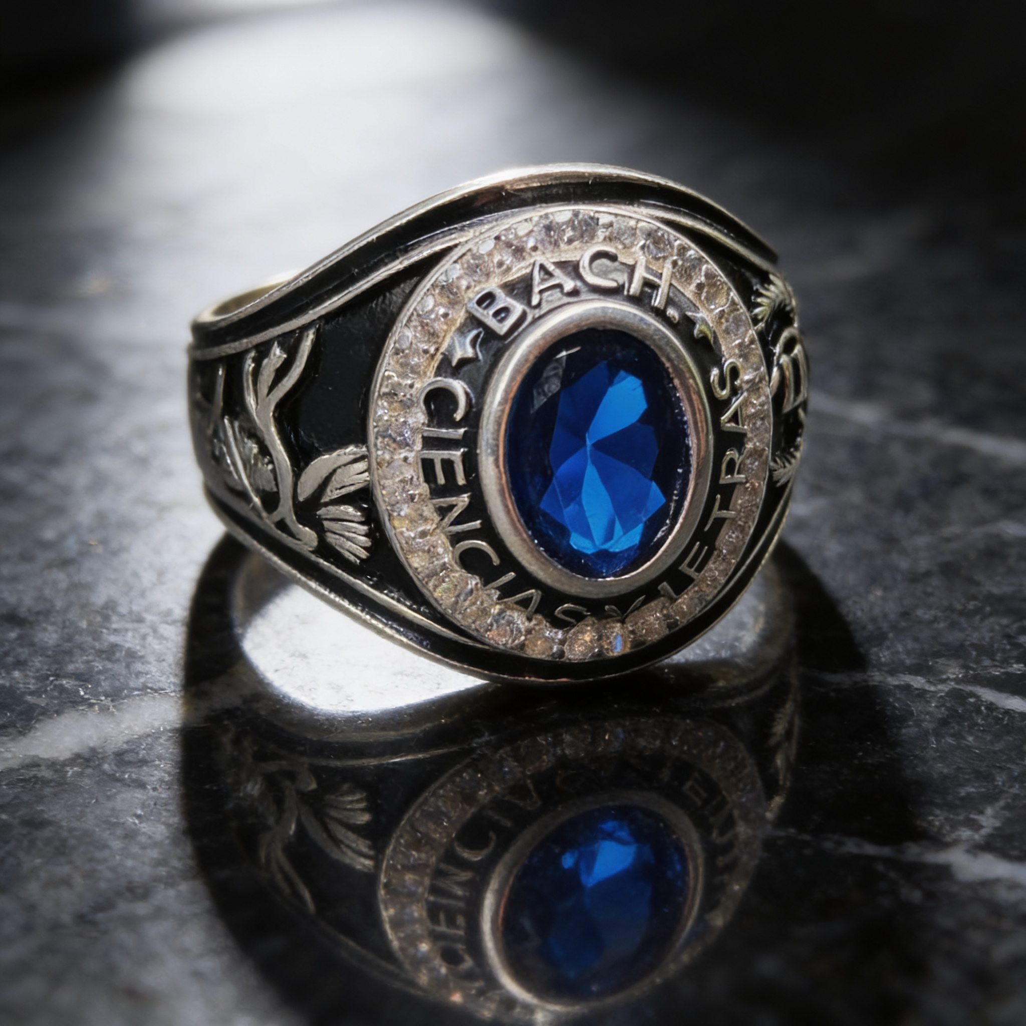 Anillo de Graduación Ciencias y Letras CL18