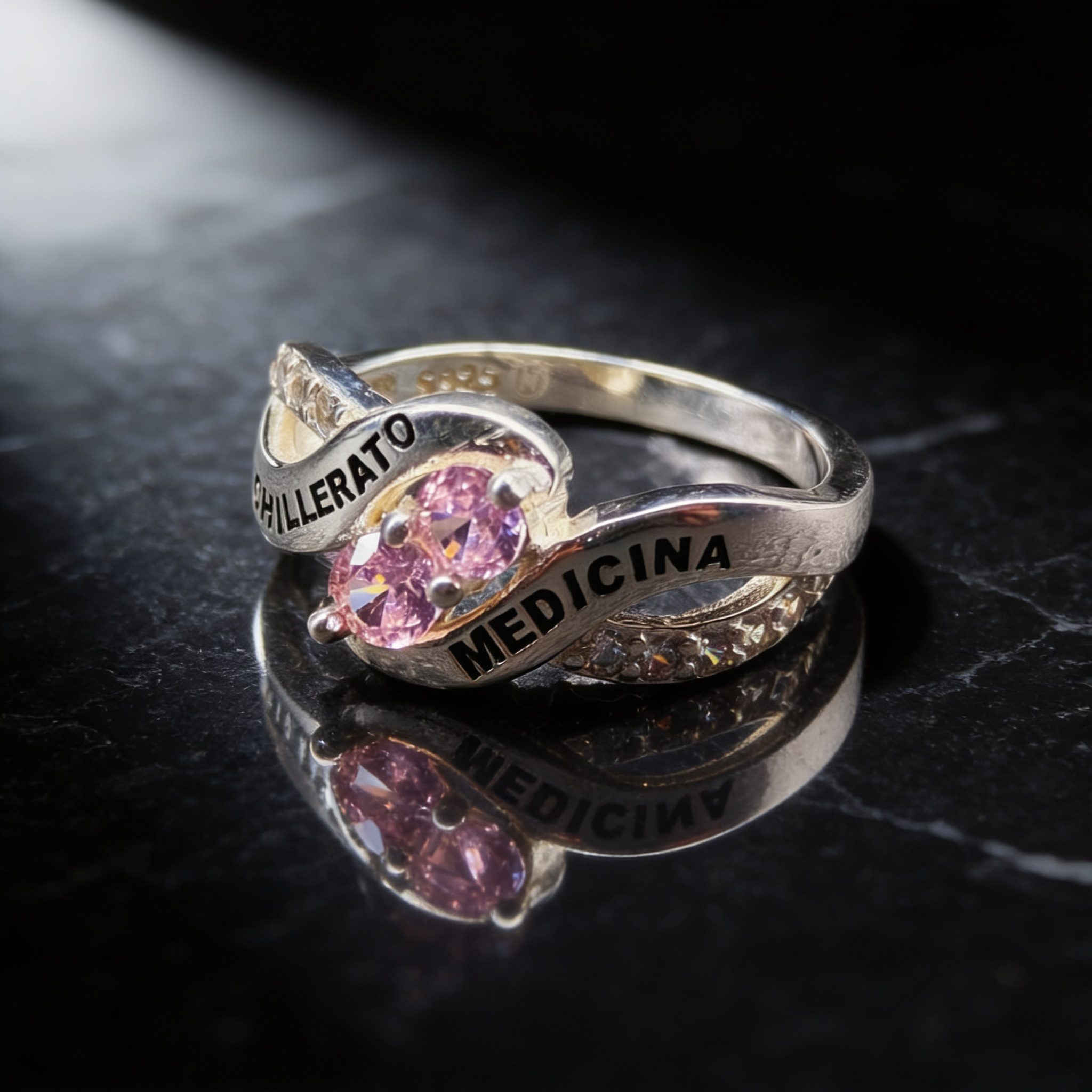 Anillo de Graduación Medicina Modelo 13