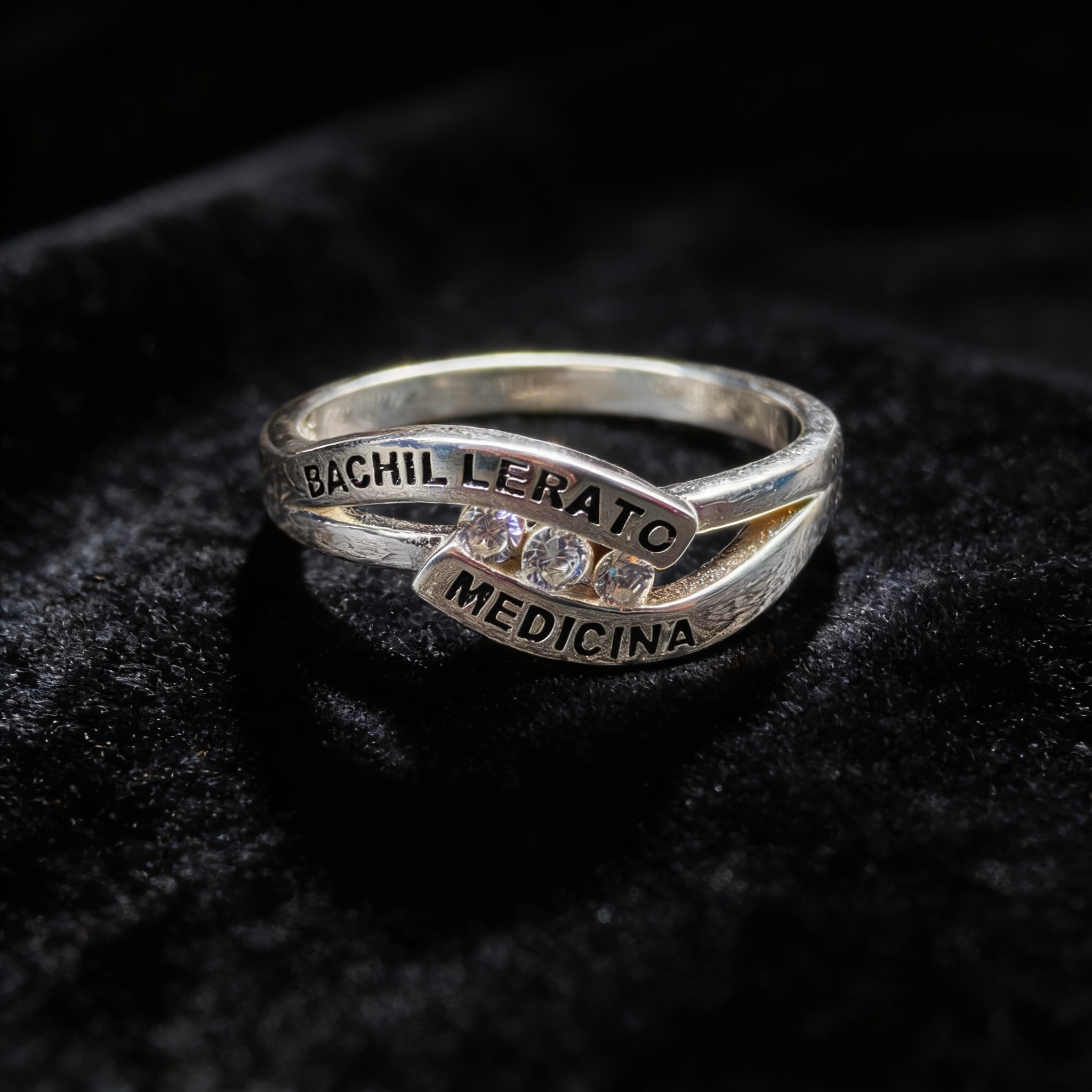 Anillo de Graduación Medicina Modelo 17