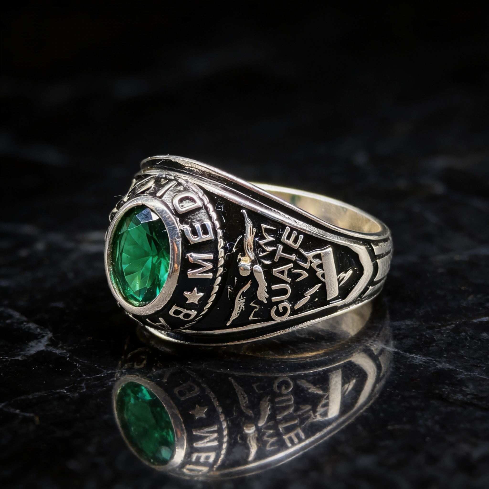 Anillo de Graduación Medicina Modelo 22