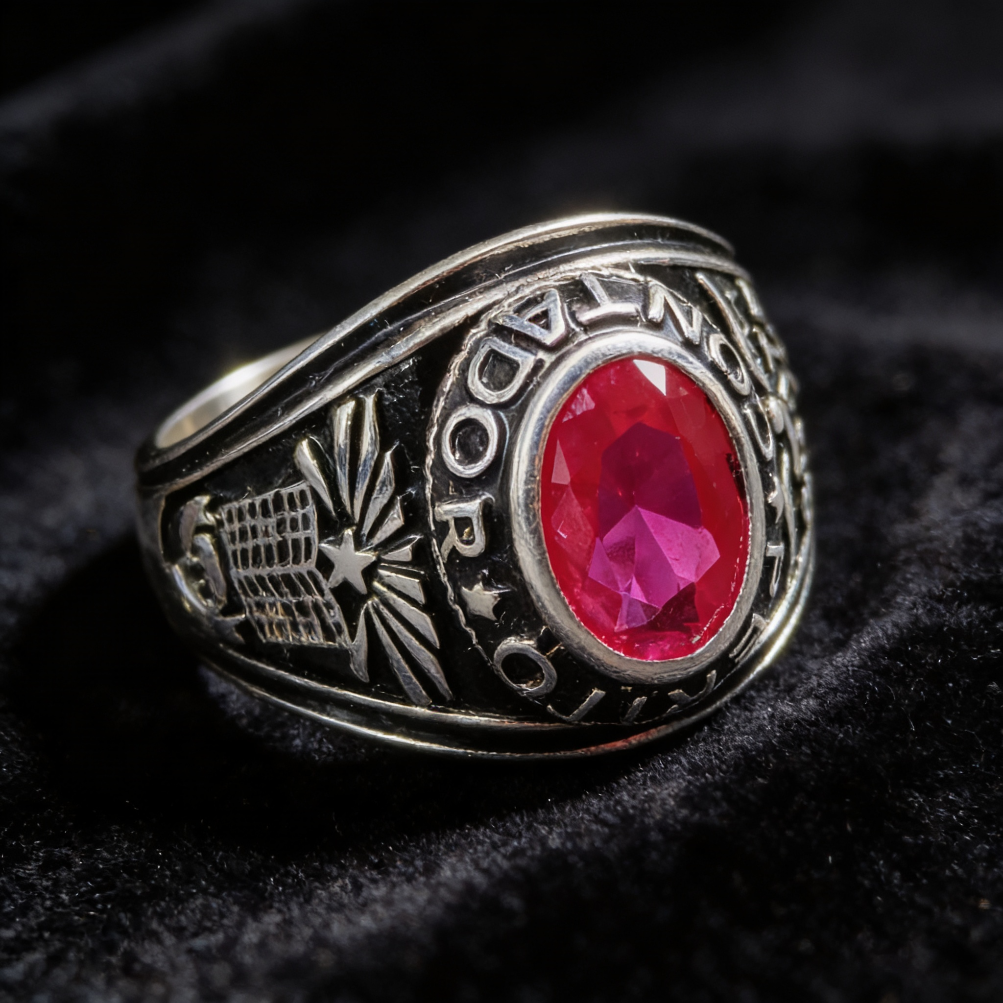 Anillo Perito Contador Modelo 002