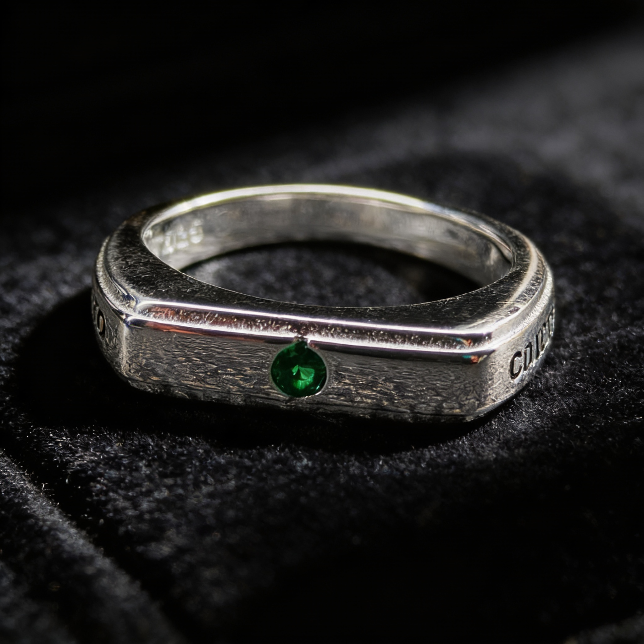 Anillo Perito Contador Modelo 006