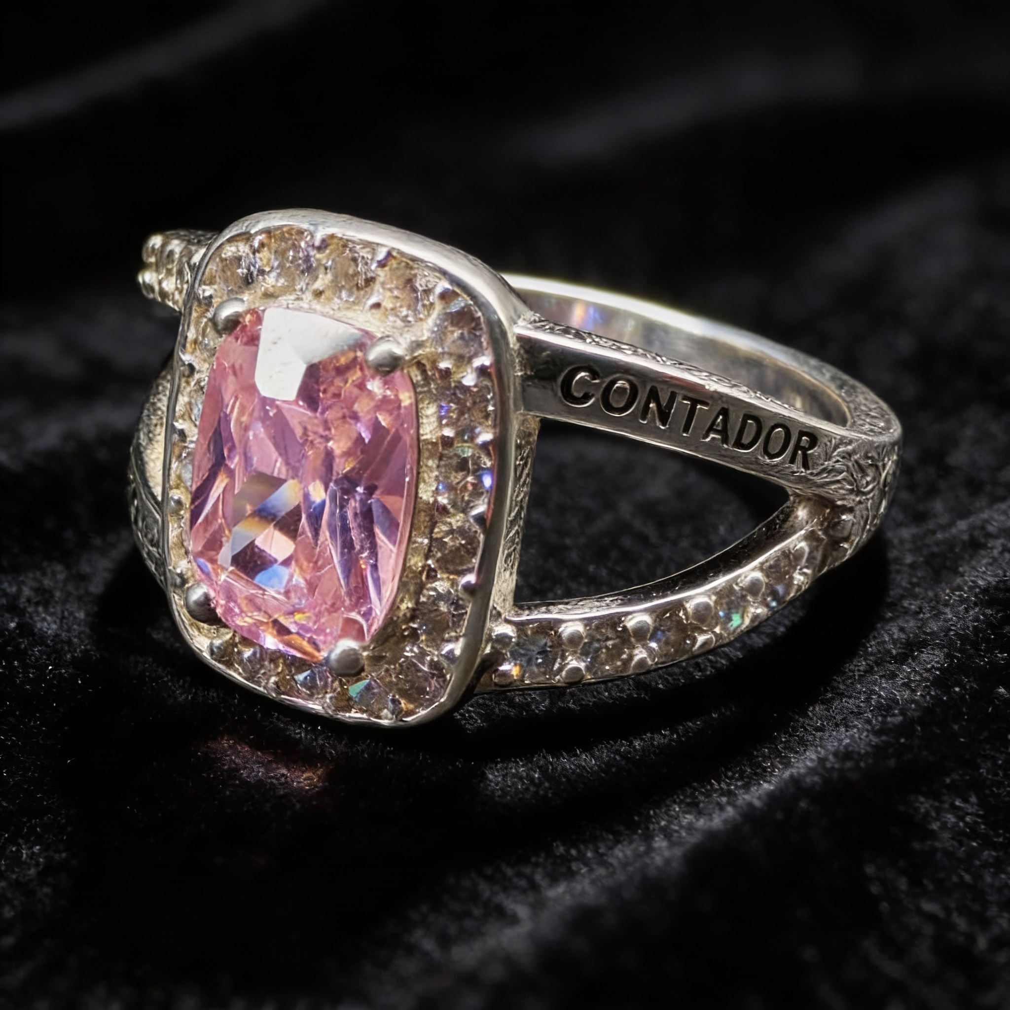 Anillo Perito Contador Modelo 008