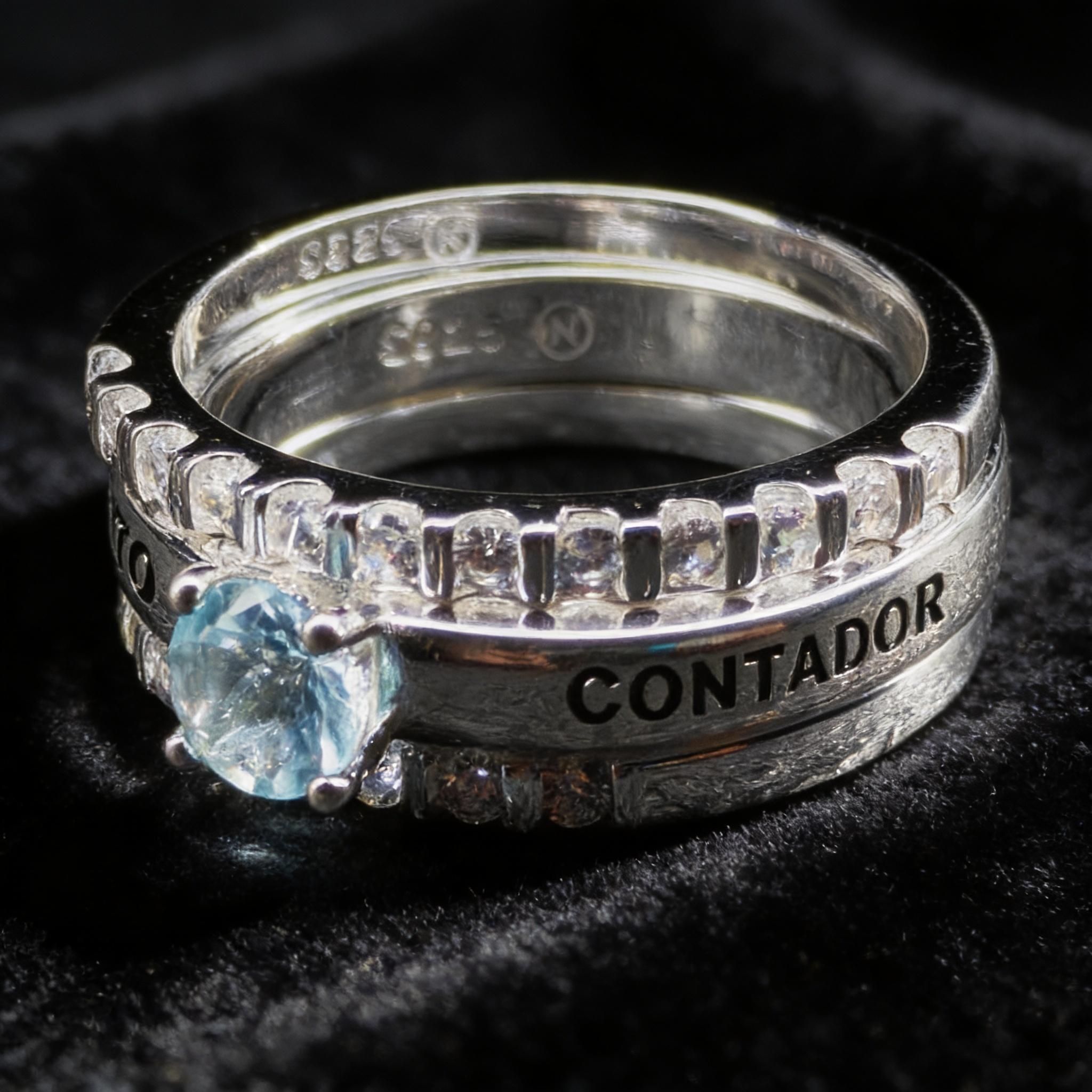 Anillo Perito Contador Modelo 017